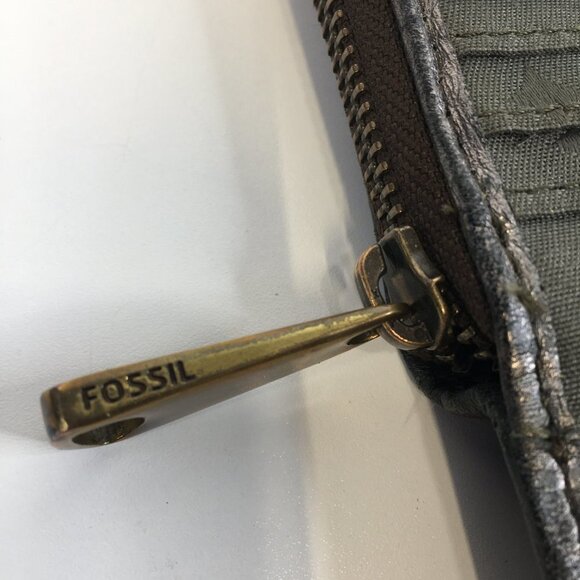 FOSSIL Maddox Zip Around Organizer Gray Metallic Leather Wallet - Picture 8 of 12